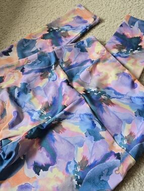 Onzie Colorful Athletic Leggings Size Small Medium